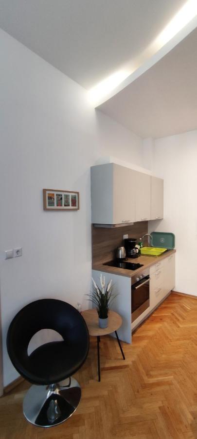 Apartment Milani With Private Garage Opatija Exteriör bild