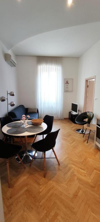 Apartment Milani With Private Garage Opatija Exteriör bild
